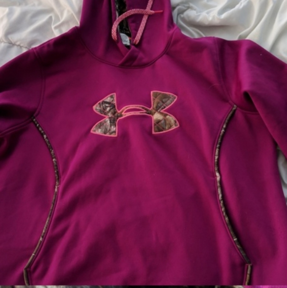 Under Armour water repellent Storm hoodie large